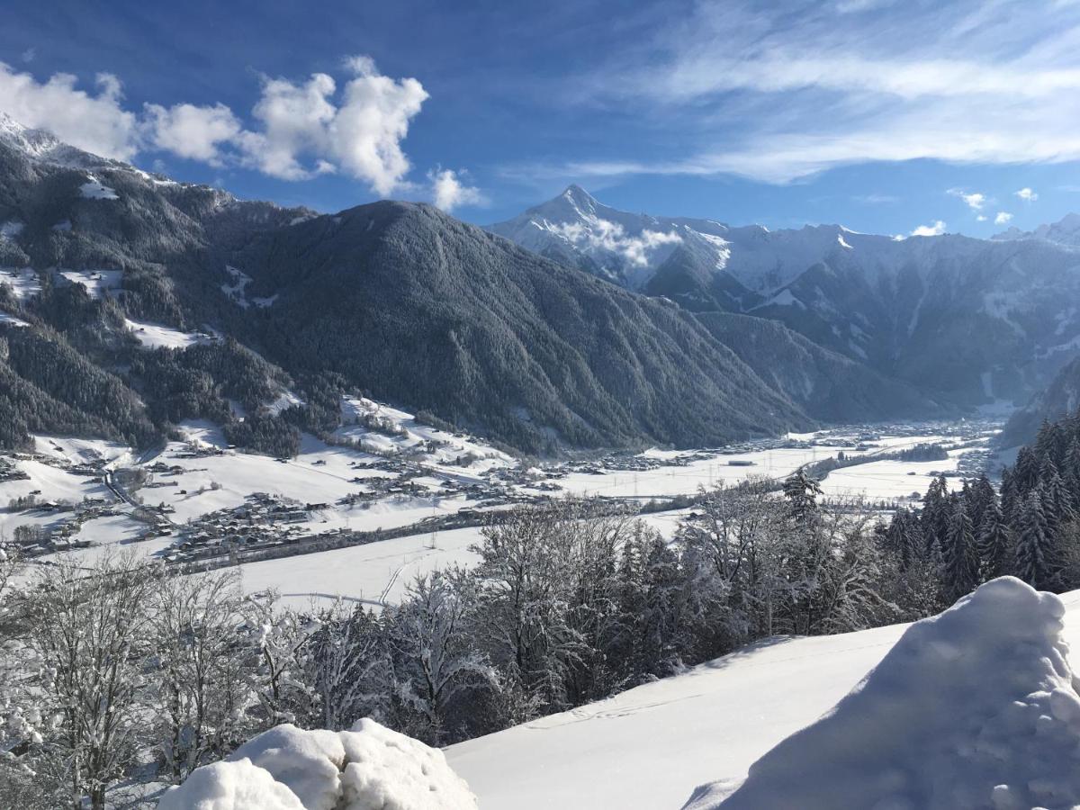 Katharina Bis 12 Personen Mit Saunachalet Und Blick Auf Bergwelt Des Zillertals