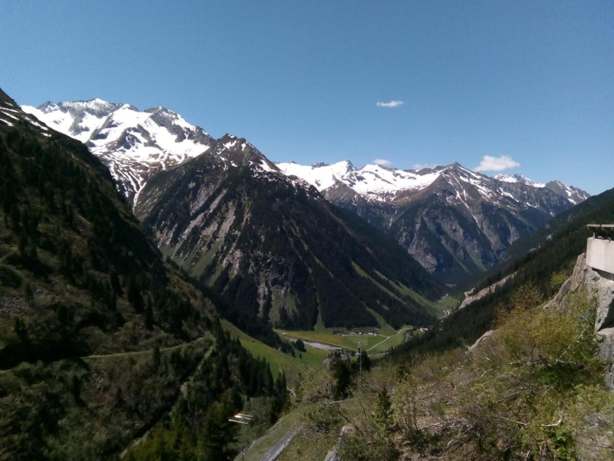 Katharina Bis 12 Personen Mit Saunachalet Und Blick Auf Bergwelt Des Zillertals